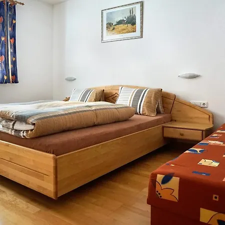 Haus Koller 150w شقة *