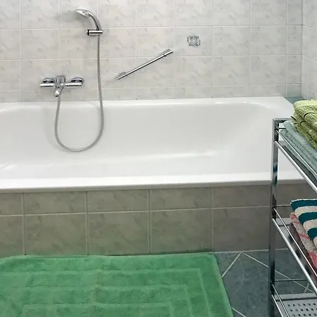 Haus Koller 150w شقة *
